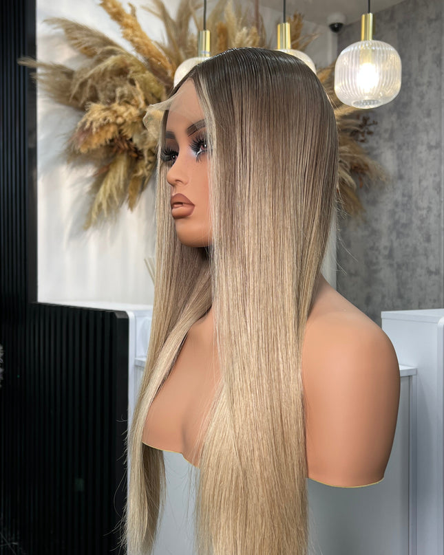 DEE